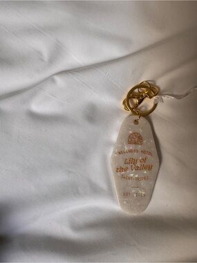 ✨Saint-Tropez Hotel Keychain✨